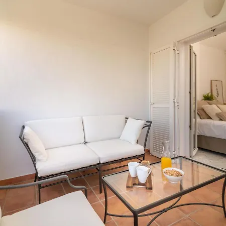 Apartment Vacation Marbella: Beachfront With Private Access Near Puerto Banus