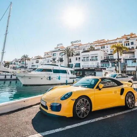 Vacation Marbella: Beachfront With Private Access Near Puerto Banus Apartment