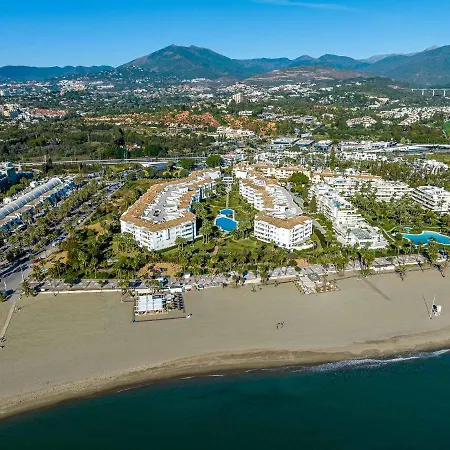 Vacation Marbella: Beachfront With Private Access Near Puerto Banus *